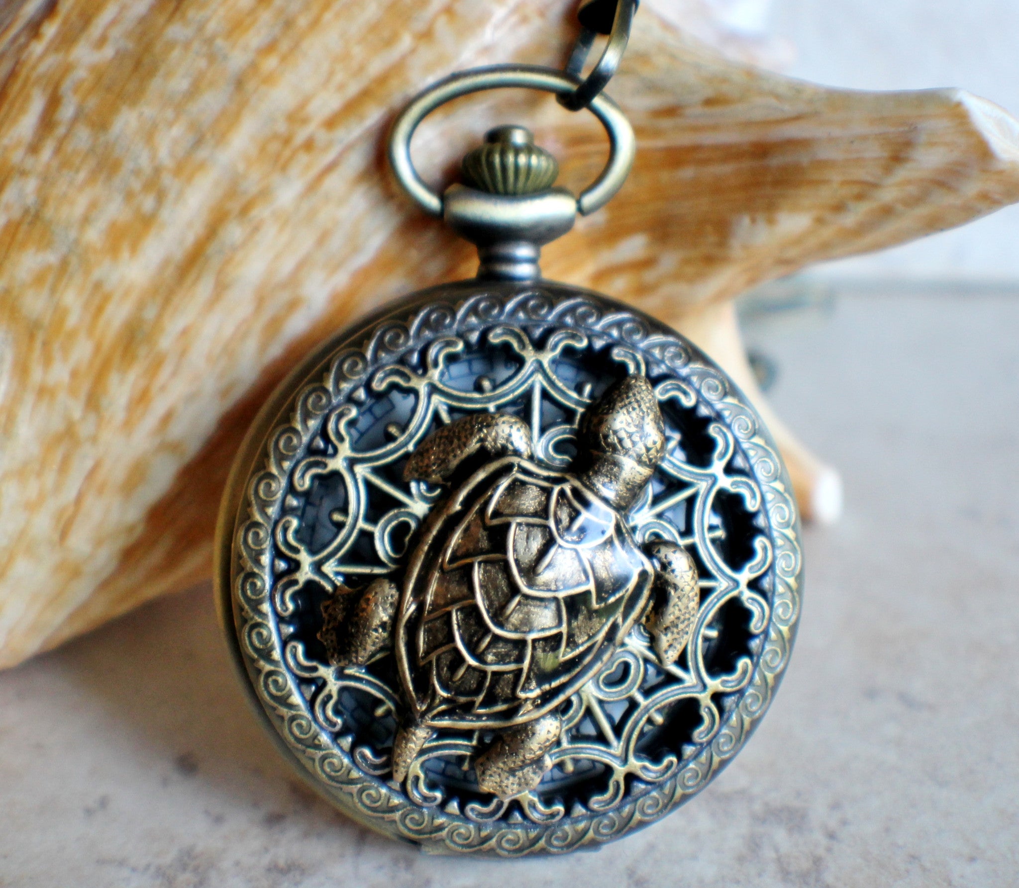IMG_0375.jpg Turtle Pocket Watch Battery Operated - Image 1