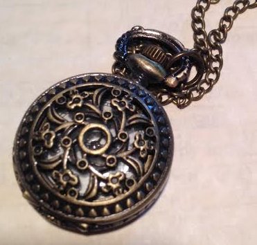 fancy-pocket-watch-necklace-22.jpg Fancy Pocket Watch Necklace - Image 1
